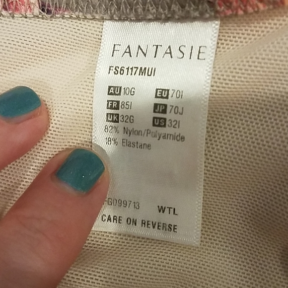 BOGO FREE FANTASIE 32I tropical floral bikini top - Picture 6 of 8